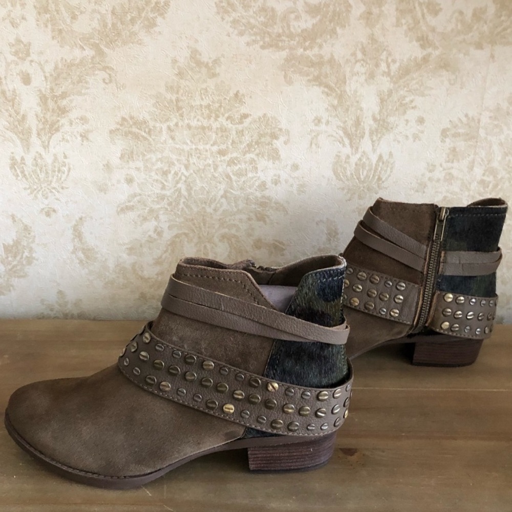 BNWT Naughty Monkey ankle boots